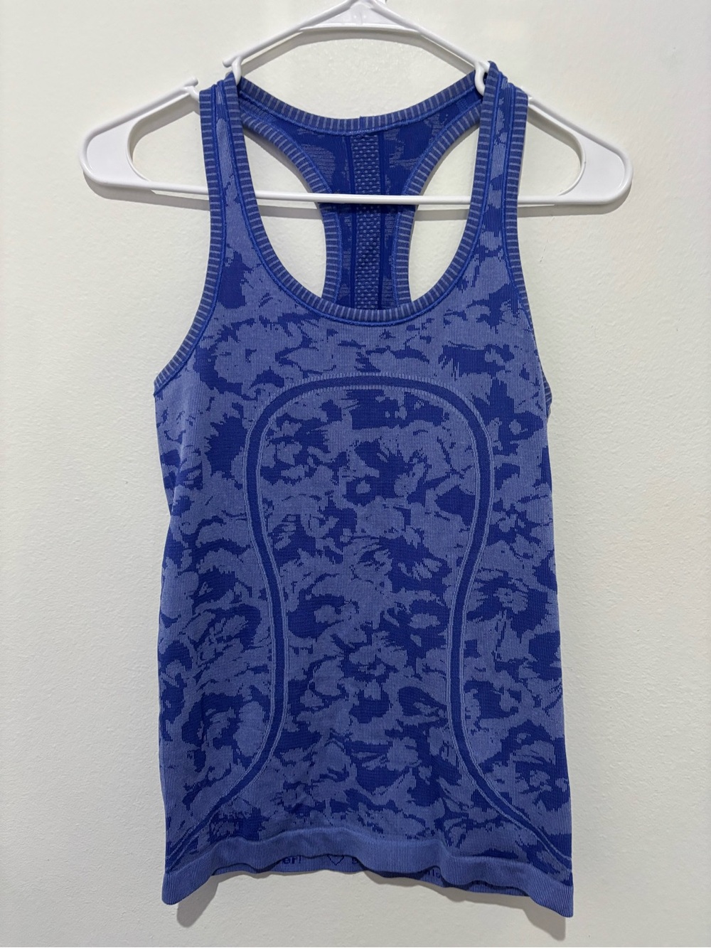 Lululemon Size 4 Swiftly Tech Tank Blue Pattern